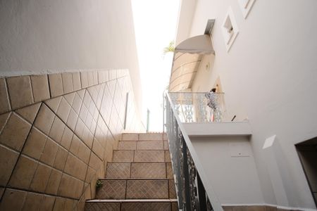 Casa à venda com 137m², 3 quartos e 3 vagasEscada