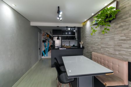 Apartamento para alugar com 67m², 2 quartos e 1 vagaSala