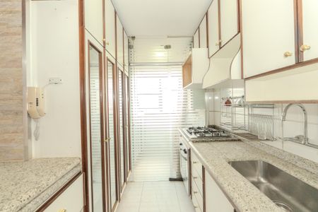 Apartamento para alugar com 45m², 1 quarto e 1 vaga Apartamento para alugar com 45m², 1 quarto e 1 vagaCozinha e Área de Serviço