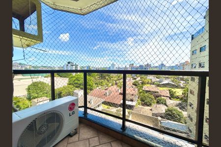 Apartamento para alugar com 120m², 3 quartos e 1 vagaSacada