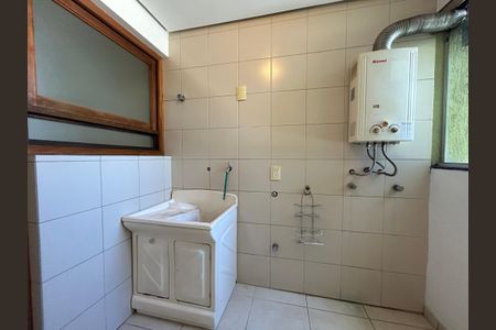 Apartamento para alugar com 120m², 3 quartos e 1 vagaÁrea de Serviço