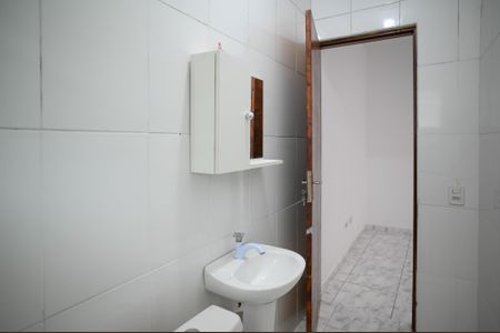 Casa para alugar com 50m², 2 quartos e sem vaga Casa para alugar com 50m², 2 quartos e sem vagaBanheiro