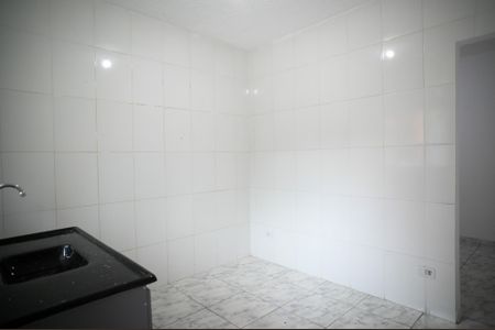 Casa para alugar com 50m², 2 quartos e sem vaga Casa para alugar com 50m², 2 quartos e sem vagaCozinha