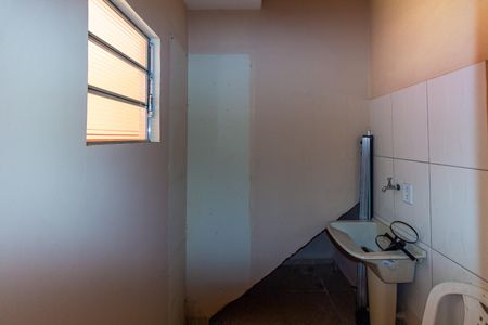 Casa à venda com 100m², 2 quartos e 1 vagaÁrea de Serviço