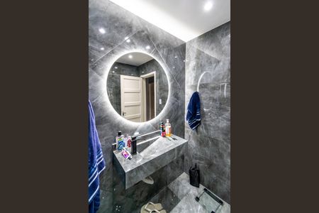 Apartamento à venda com 80m², 2 quartos e sem vagaBanheiro