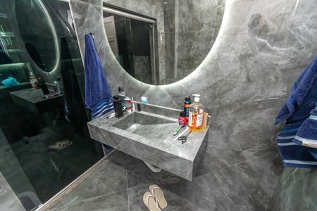 Apartamento à venda com 80m², 2 quartos e sem vagaBanheiro