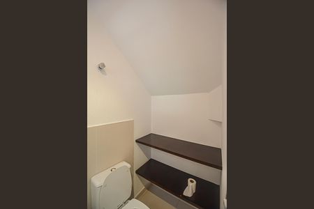 Casa à venda com 210m², 3 quartos e 4 vagasLavabo