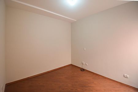 Casa à venda com 210m², 3 quartos e 4 vagasQuarto 2 - Suíte