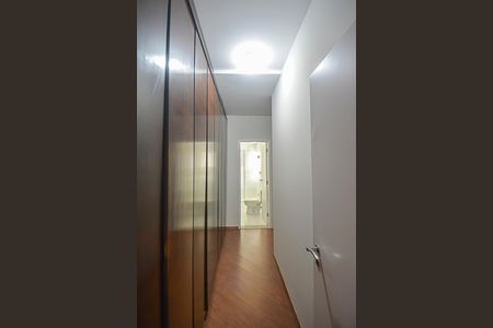 Casa à venda com 210m², 3 quartos e 4 vagasQuarto 3 - Suíte