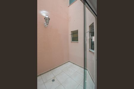 Casa à venda com 210m², 3 quartos e 4 vagasJardim de Inverno