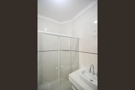 Casa à venda com 210m², 3 quartos e 4 vagasBanheiro da Suíte 2