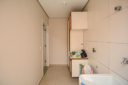 Casa à venda com 210m², 3 quartos e 4 vagasÁrea de Serviço