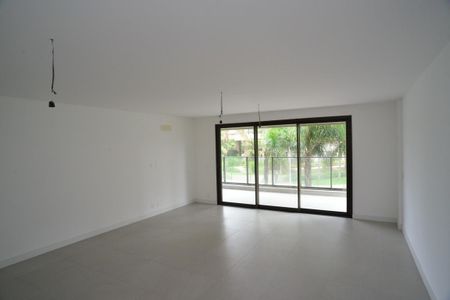 Sala de apartamento à venda com 4 quartos, 164m² em Barra da Tijuca, Rio de Janeiro