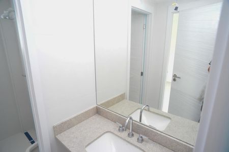 Apartamento à venda com 164m², 4 quartos e 2 vagasBanheiro Suíte Americana