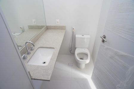 Apartamento à venda com 164m², 4 quartos e 2 vagasBanheiro Suíte 2