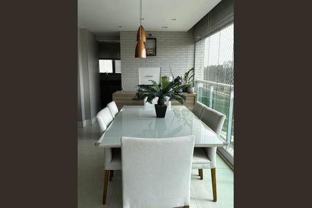 Apartamento à venda com 3 quartos, 138m² em Jardim Caravelas, São Paulo