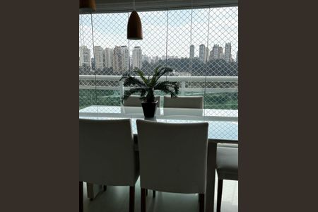 Apartamento à venda com 3 quartos, 138m² em Jardim Caravelas, São Paulo