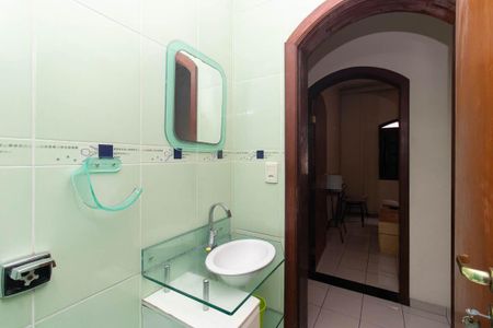 Casa à venda com 400m², 6 quartos e 5 vagasBanheiro Social 1