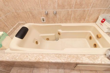 Casa à venda com 400m², 6 quartos e 5 vagasBanheiro da Suíte 1