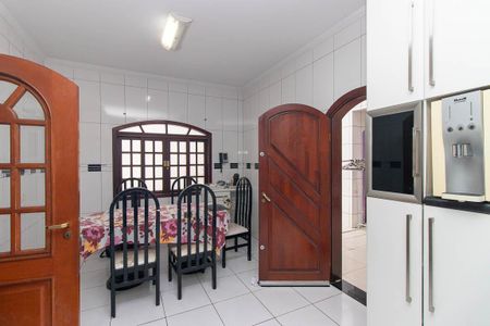 Casa à venda com 400m², 6 quartos e 5 vagasCozinha