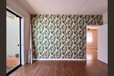 Casa à venda com 250m², 3 quartos e 2 vagas Casa à venda com 250m², 3 quartos e 2 vagasSala de Jantar