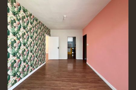 Casa à venda com 250m², 3 quartos e 2 vagas Casa à venda com 250m², 3 quartos e 2 vagasSala de Jantar