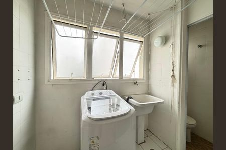 Apartamento para alugar com 67m², 2 quartos e 1 vagaÁrea de Serviço