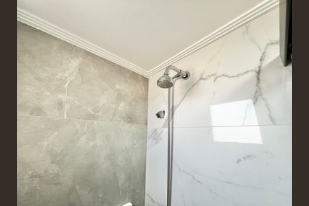 Apartamento à venda com 80m², 2 quartos e 2 vagasBanheiro da Suíte 2