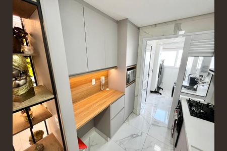 Apartamento à venda com 80m², 2 quartos e 2 vagasCozinha