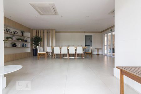 Apartamento à venda com 80m², 2 quartos e 2 vagasÁrea comum - Salão de festas
