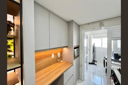 Apartamento à venda com 80m², 2 quartos e 2 vagasCozinha