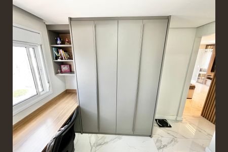 Apartamento à venda com 80m², 2 quartos e 2 vagasQuarto Suíte 1