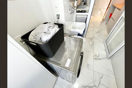 Apartamento à venda com 80m², 2 quartos e 2 vagasÁrea de Serviço