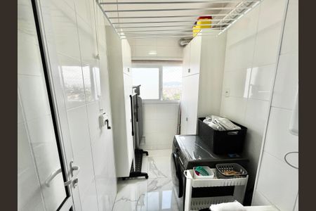 Apartamento à venda com 80m², 2 quartos e 2 vagasÁrea de Serviço