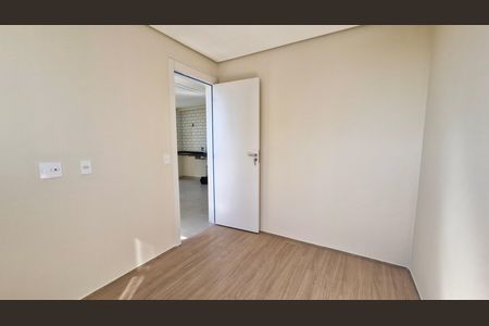 Quarto de apartamento à venda com 2 quartos, 36m² em Usina Piratininga, São Paulo