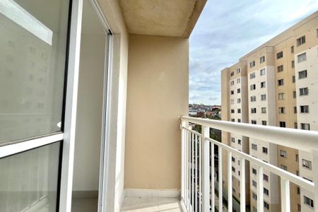 Varanda de apartamento para alugar com 2 quartos, 40m² em Jardim Itacolomi, São Paulo