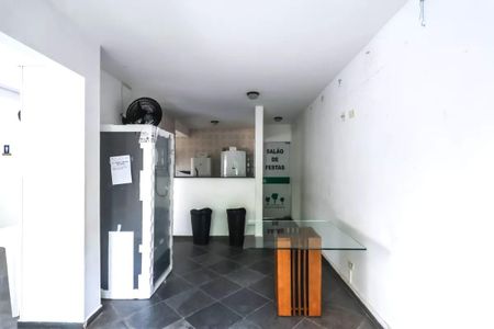 Apartamento à venda com 45m², 2 quartos e 1 vagaÁrea comum - Salão de festas