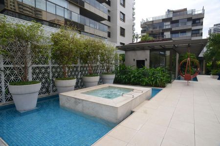 Apartamento à venda com 200m², 2 quartos e sem vagaÁrea Comum