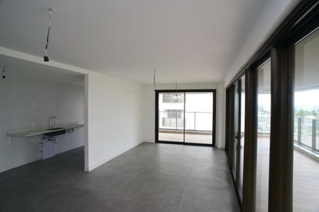 Sala de apartamento à venda com 2 quartos, 200m² em Barra da Tijuca, Rio de Janeiro