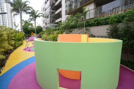 Apartamento à venda com 200m², 2 quartos e sem vagaÁrea Comum