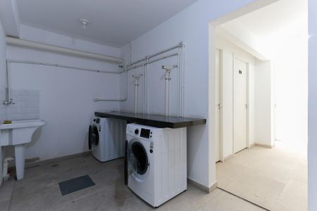 Studio à venda com 29m², 1 quarto e sem vagaÁrea comum - Lavanderia