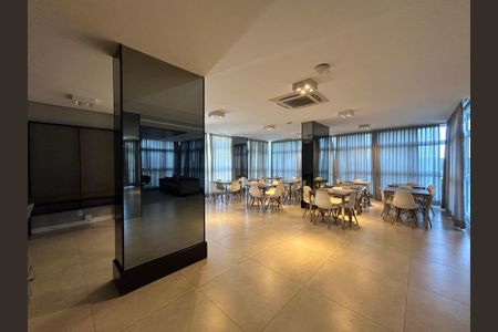 Apartamento para alugar com 110m², 3 quartos e 3 vagas Apartamento para alugar com 110m², 3 quartos e 3 vagasÁrea comum - Salão de festas