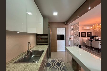 Apartamento para alugar com 110m², 3 quartos e 3 vagas Apartamento para alugar com 110m², 3 quartos e 3 vagasCozinha