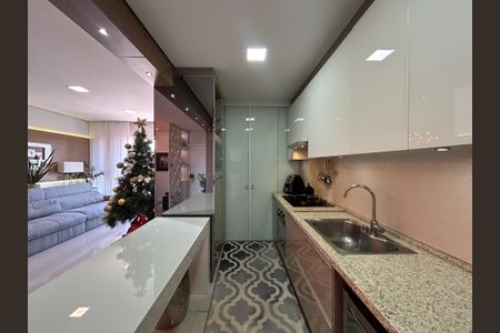 Apartamento para alugar com 110m², 3 quartos e 3 vagas Apartamento para alugar com 110m², 3 quartos e 3 vagasCozinha