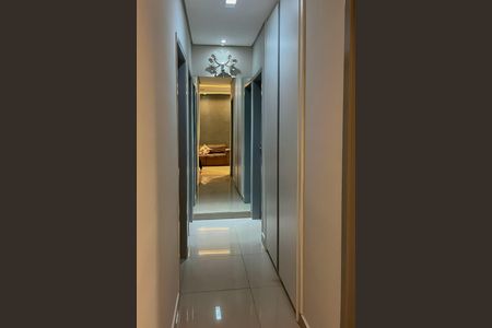 Apartamento à venda com 86m², 3 quartos e 1 vagaCorredor