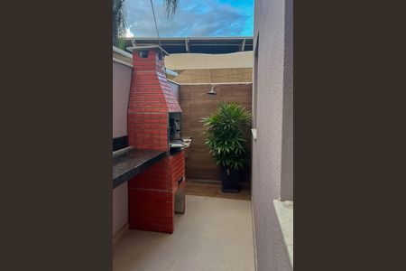 Apartamento à venda com 86m², 3 quartos e 1 vagaVaranda