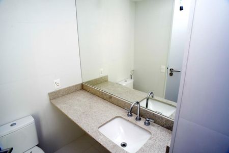 Apartamento à venda com 200m², 3 quartos e 2 vagasBanheiro Suíte 2