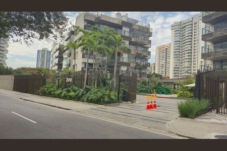 Apartamento à venda com 200m², 3 quartos e 2 vagasFachada