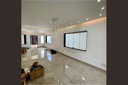 Foto 11 de casa à venda com 4 quartos, 343m² em Ouro Preto, Belo Horizonte