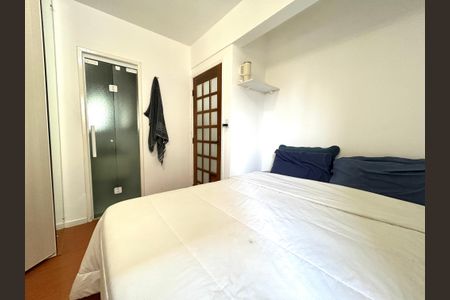 Suíte  de apartamento para alugar com 1 quarto, 54m² em Kobrasol, São José